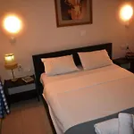 Appartement Luxury Next To The Ofrínion